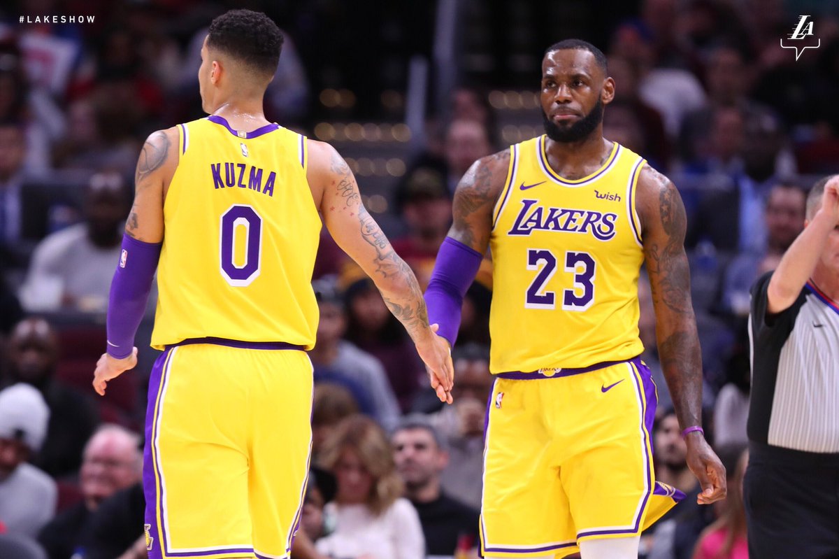 入让整个足 入让整个足