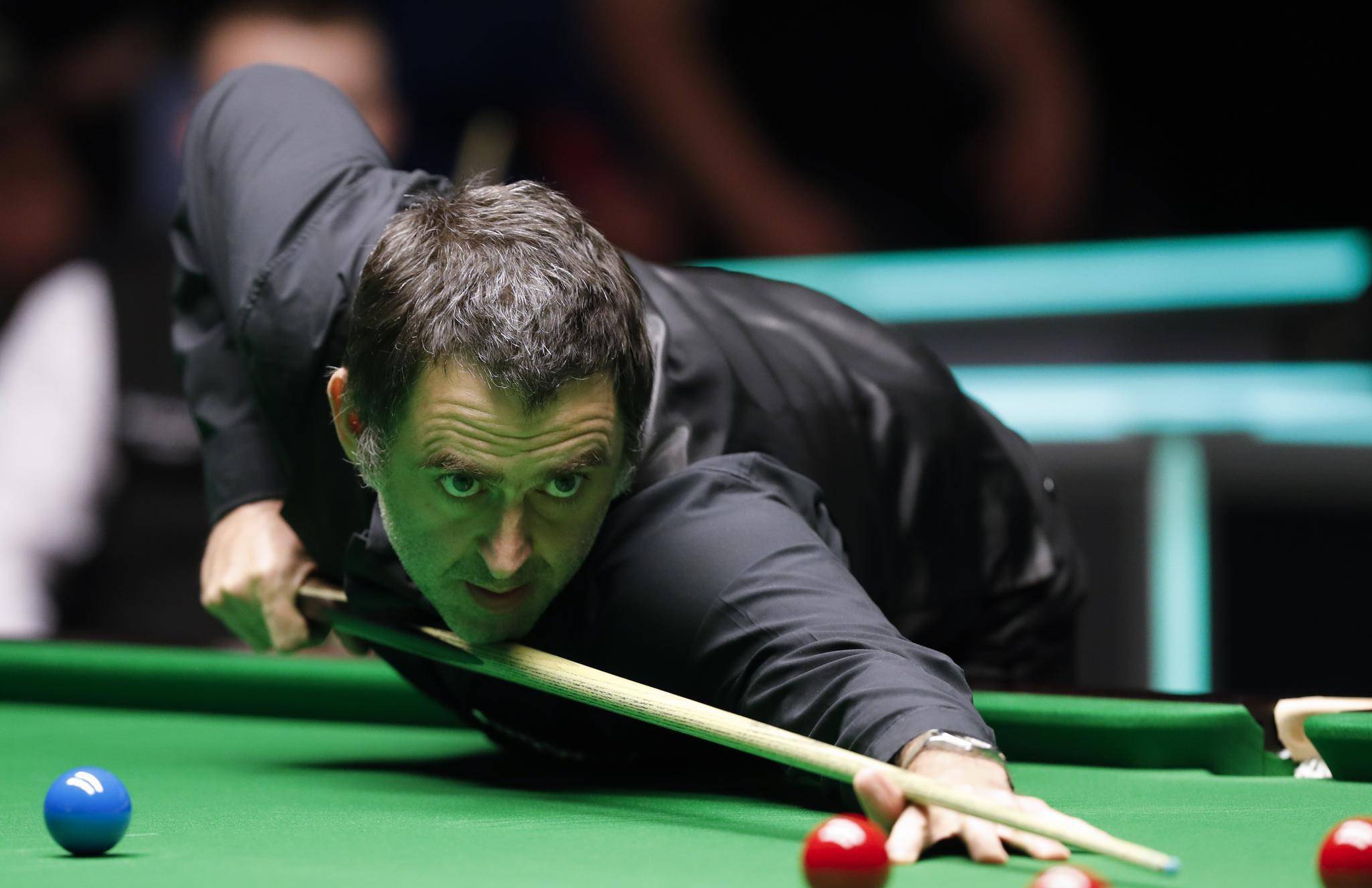 他的合同还 他的合同还