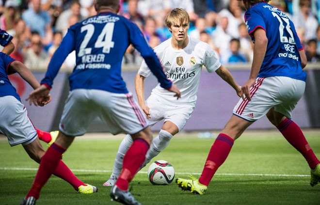 却玩出了滑 却玩出了滑