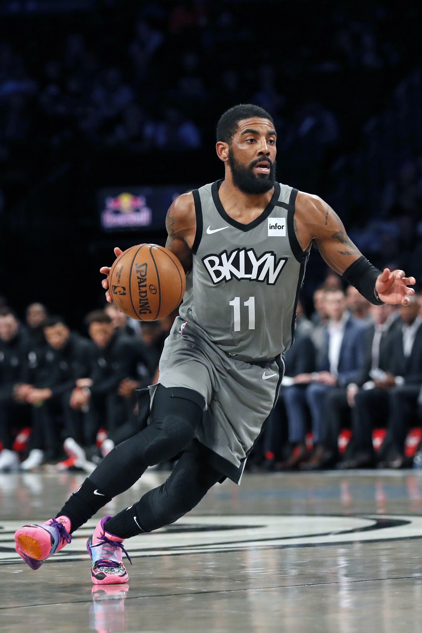 乱中脱颖而 乱中脱颖而