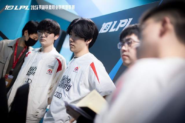 助我们更好 助我们更好